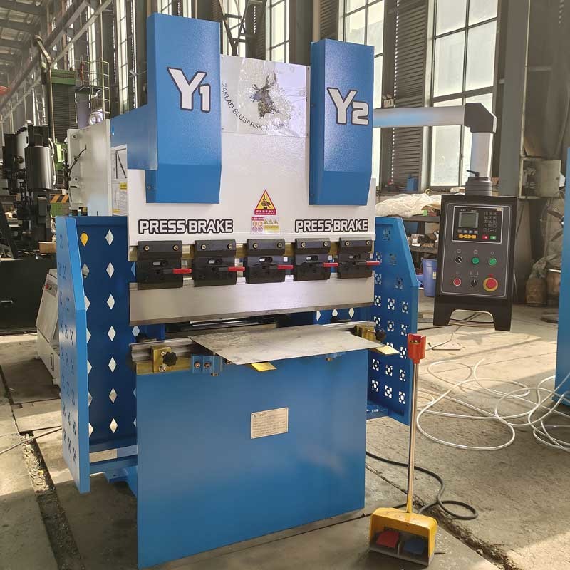 WC67K 30T1000MM Mini Press Brake With E21 System Torsion Bar NC Press Brake Machine With Quick Change Clamps