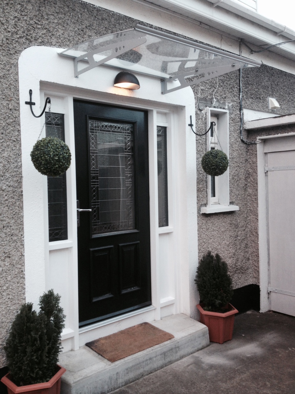 Aluminium awning