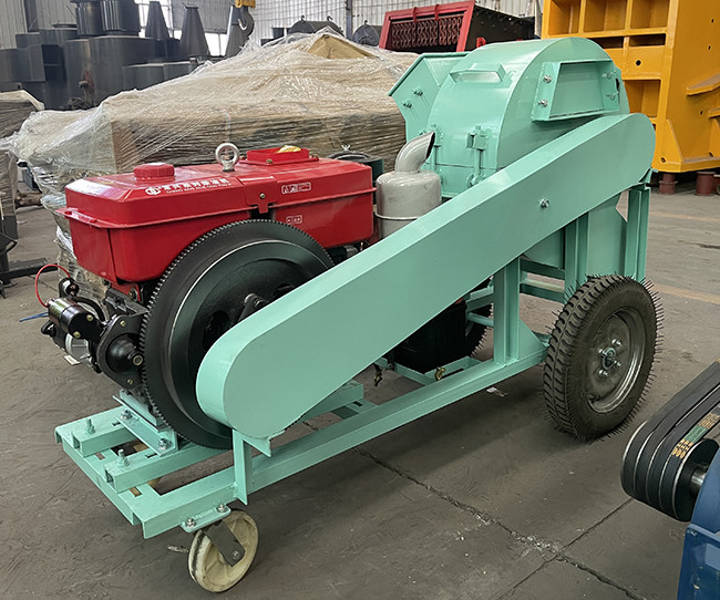 Mill Crusher Material Port Diameter Φ300*300mm Square Mouth Crusher