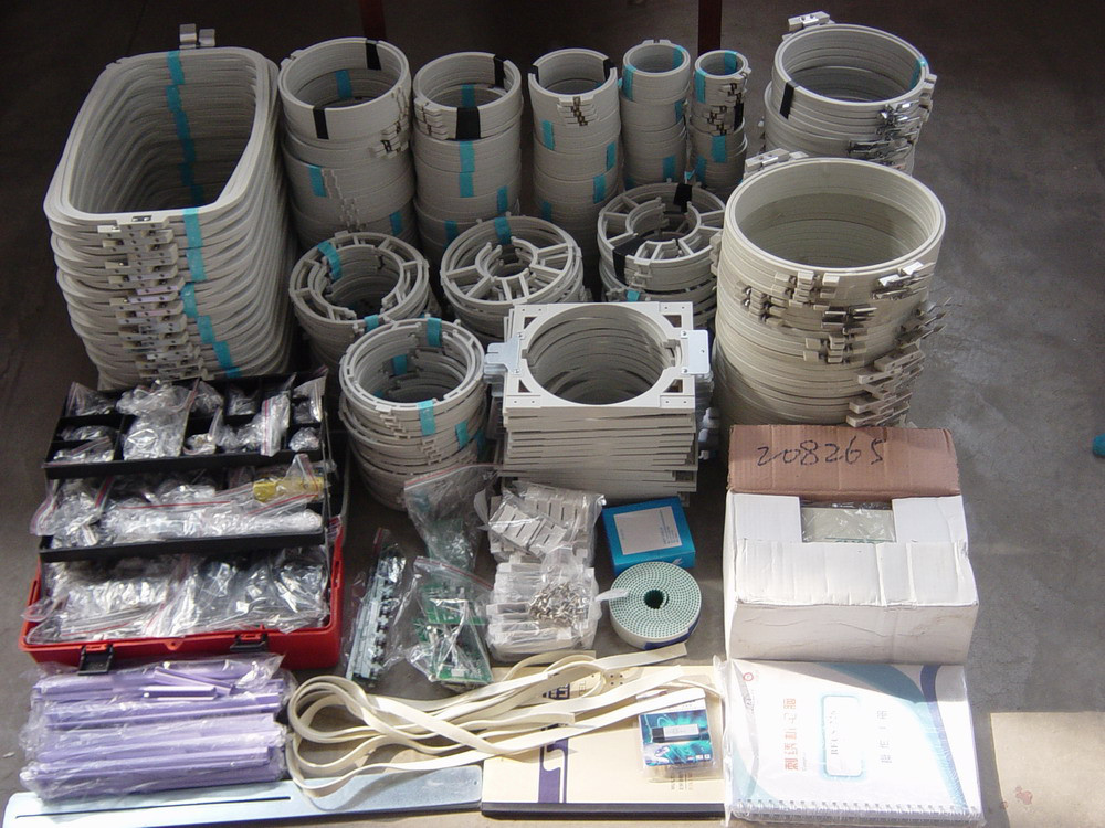 15 Head Cross Stitch Embroidery Machine High Speed 16000000 Stitches Memory capacity