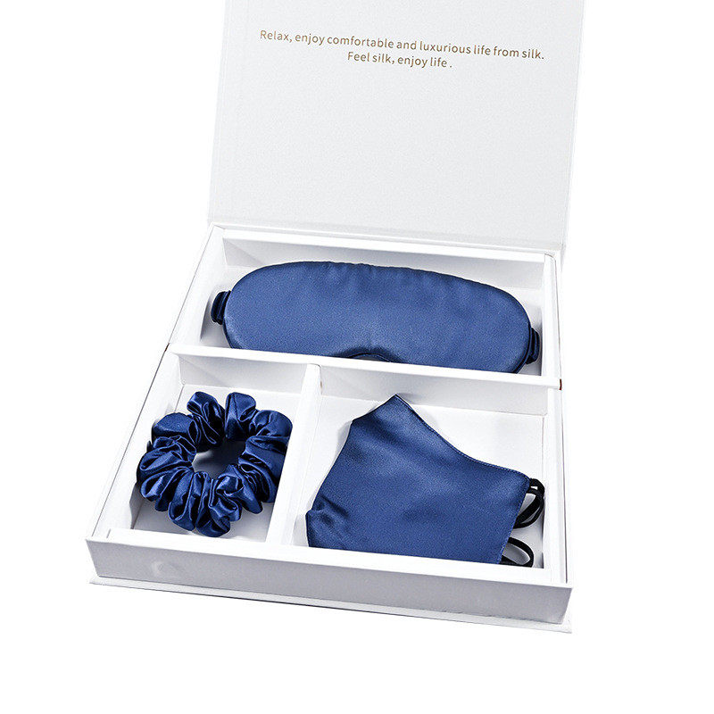 Classical White Closure Magnetic Gift Box For Silks Patch Pillows