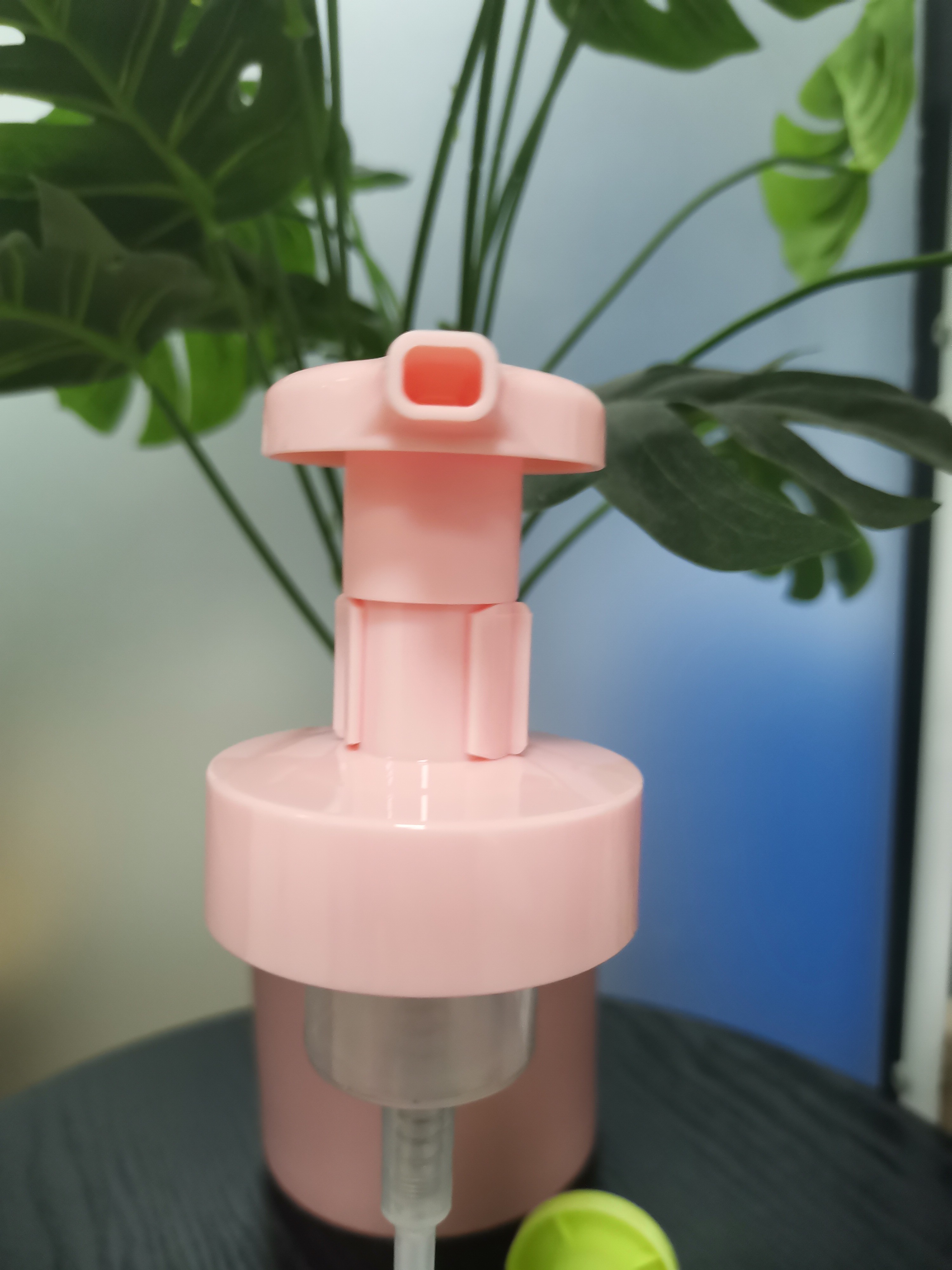 Moisturizing PET Body Lotion Pump Non Greasy Dye Free Custom Color For All Skin Types