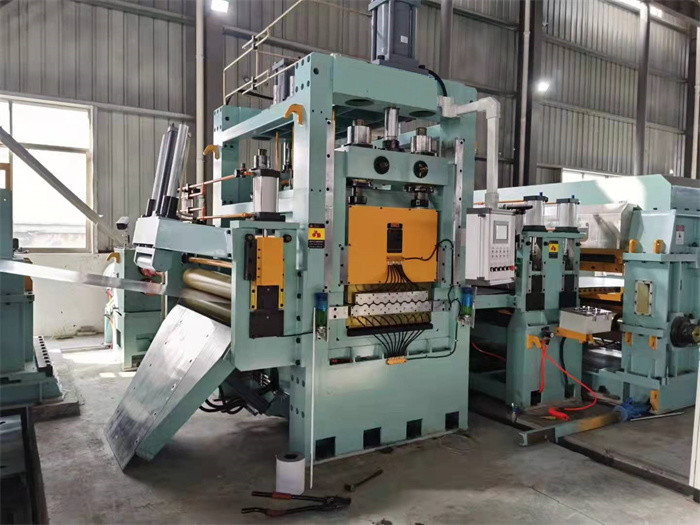 High Precision Automatic Rotary Shear Cut To Length Line 0.3-3 X 1250