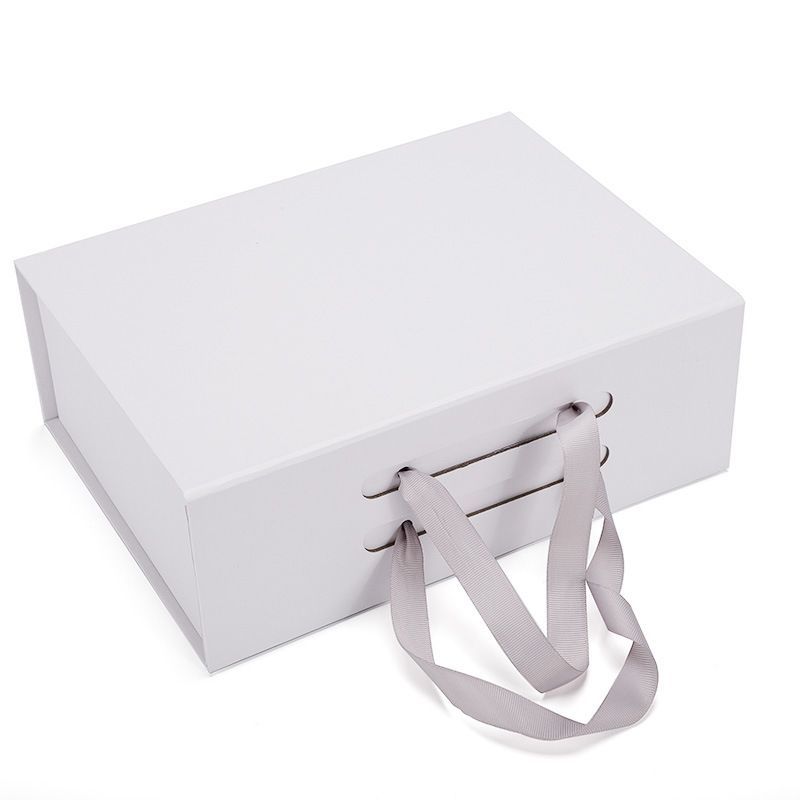 Custom Magnetic Closures UV Gold Foil Printing Logo Folding Packaging Paper Gift Boxes with Ribbon