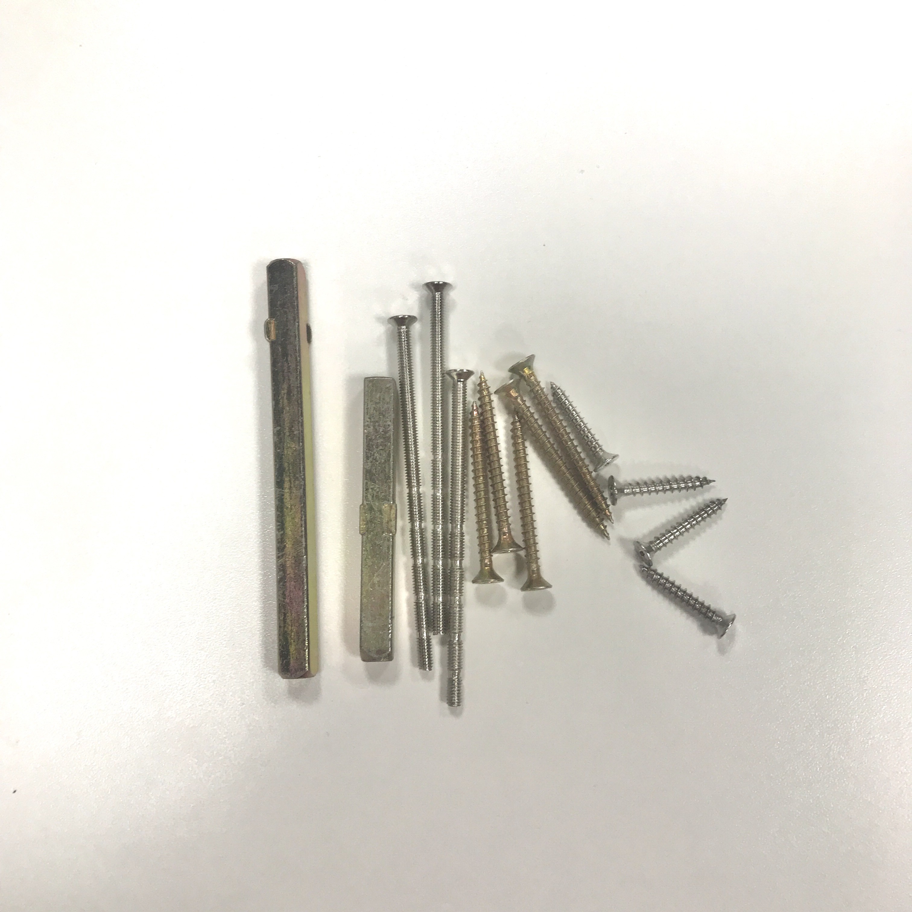 Brass Door Lock Accessories Size Customized Door Fixing Screws