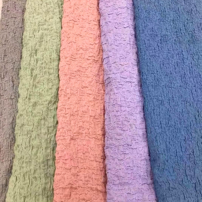 180-300gsm 100% Polyester Pleated Stretch Knitted Fabric Plain Crinkle Material