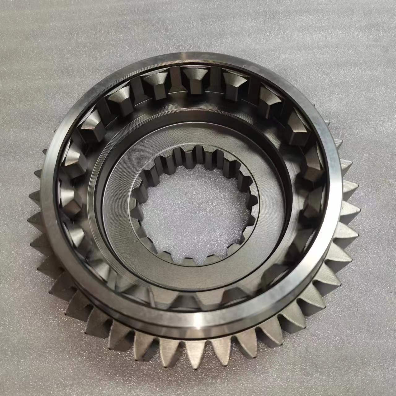 Heavy Truck Transmission Reduction Drive Gear Sub Box Gear Parts JS150TA-1707030B for F3000