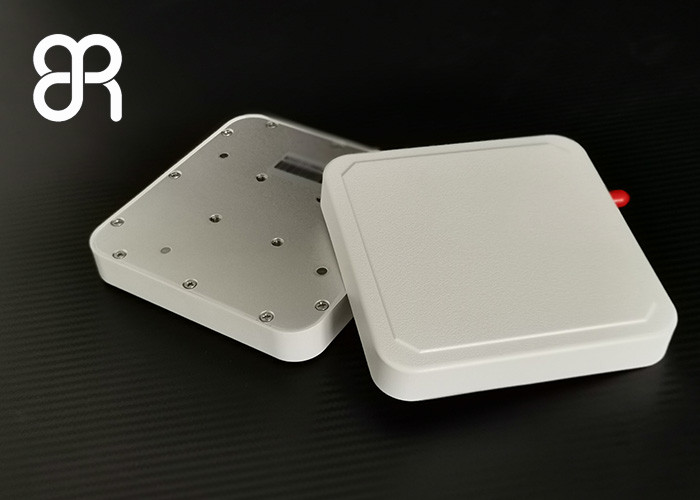 Small Size UHF RFID Antenna , IP67 Waterproof Long Distance Rfid Antenna 860～960MHz