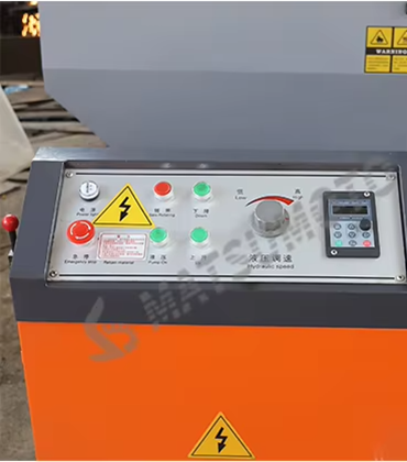 Gantry Style Horizontal Metal Cutting Band Saw Machine Double Column GT4270