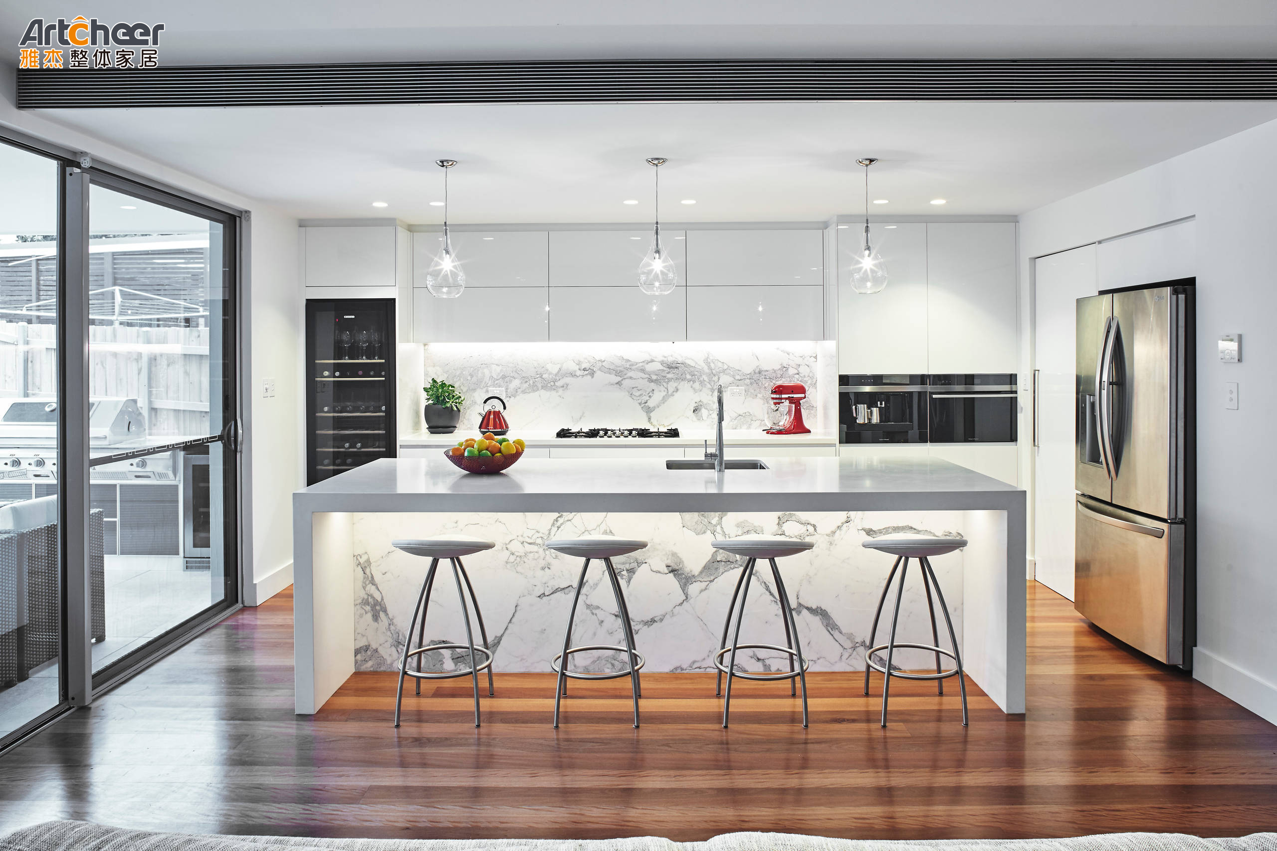 Customized Size Kitchen Cabinet with Drawers and Single Island in Contemporary Design