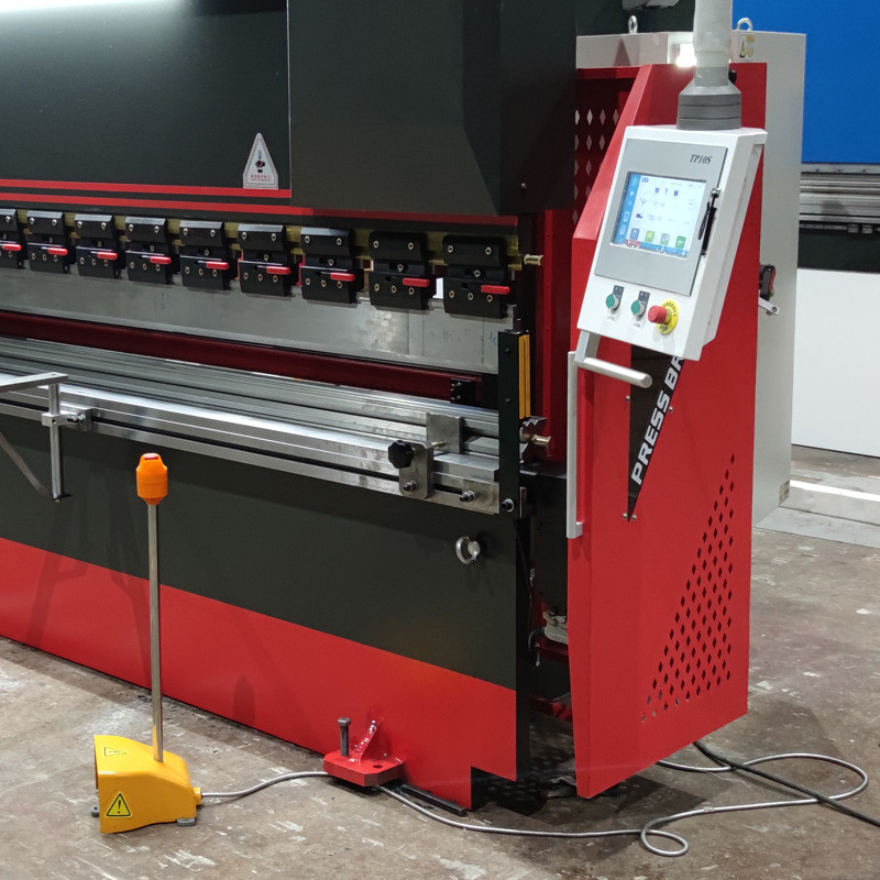 125T 4000MM CNC Power Hydraulic Press Brakes Machine With Color Touch Screen TP10S
