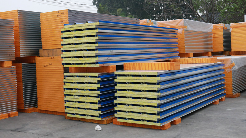 Fireproof Wall Roof 200mm Glass Wool Sandwich Panel