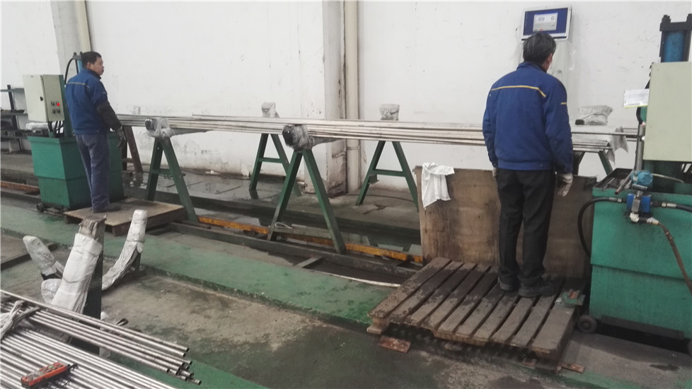 Gr12 Titanium Alloy Tube Outer Diameter Range 6 - 219mm For Chemical Industry