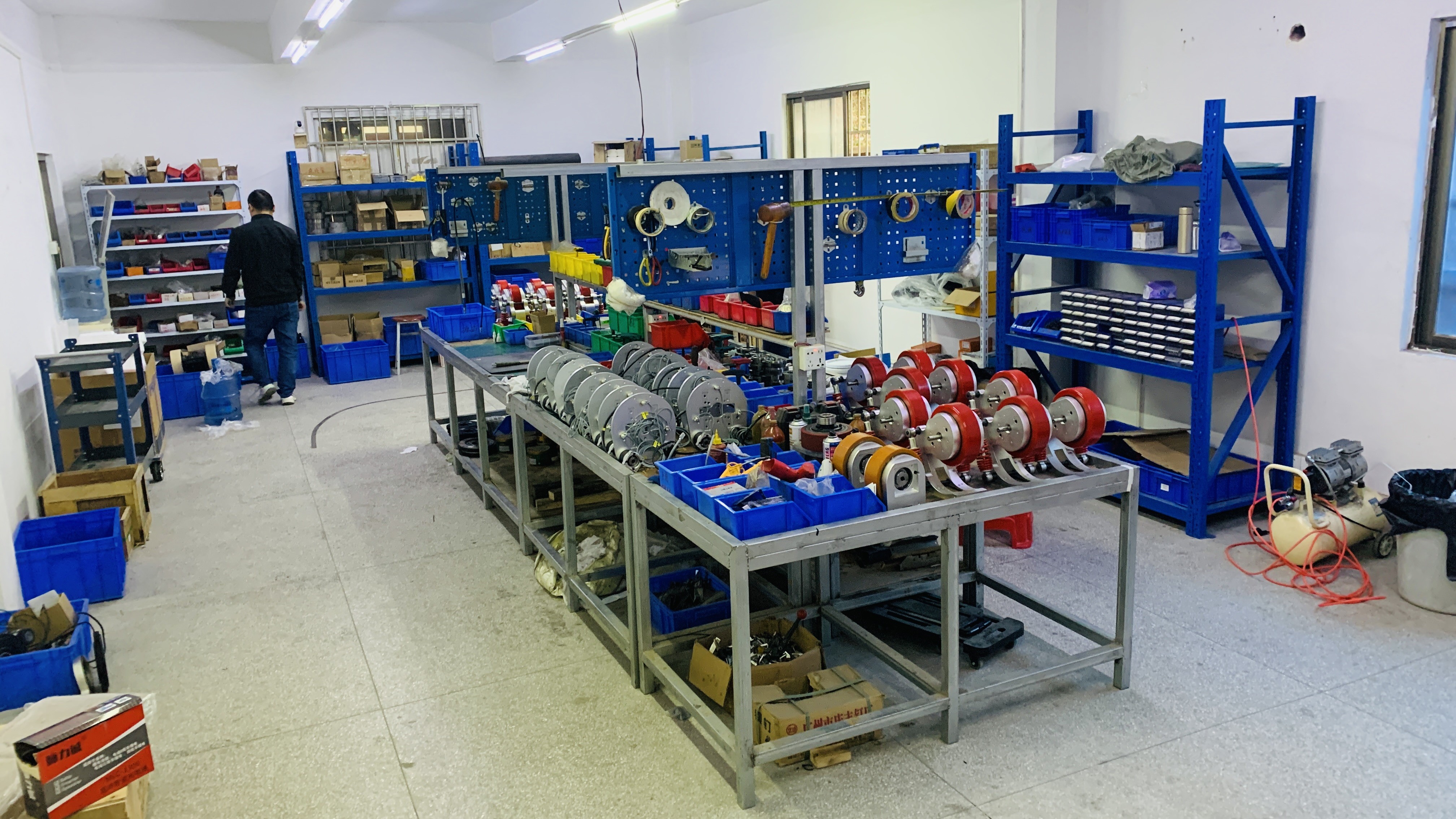 8NM 1000KG AGV Drive Automatic Steering Wheel For Storage Equipment