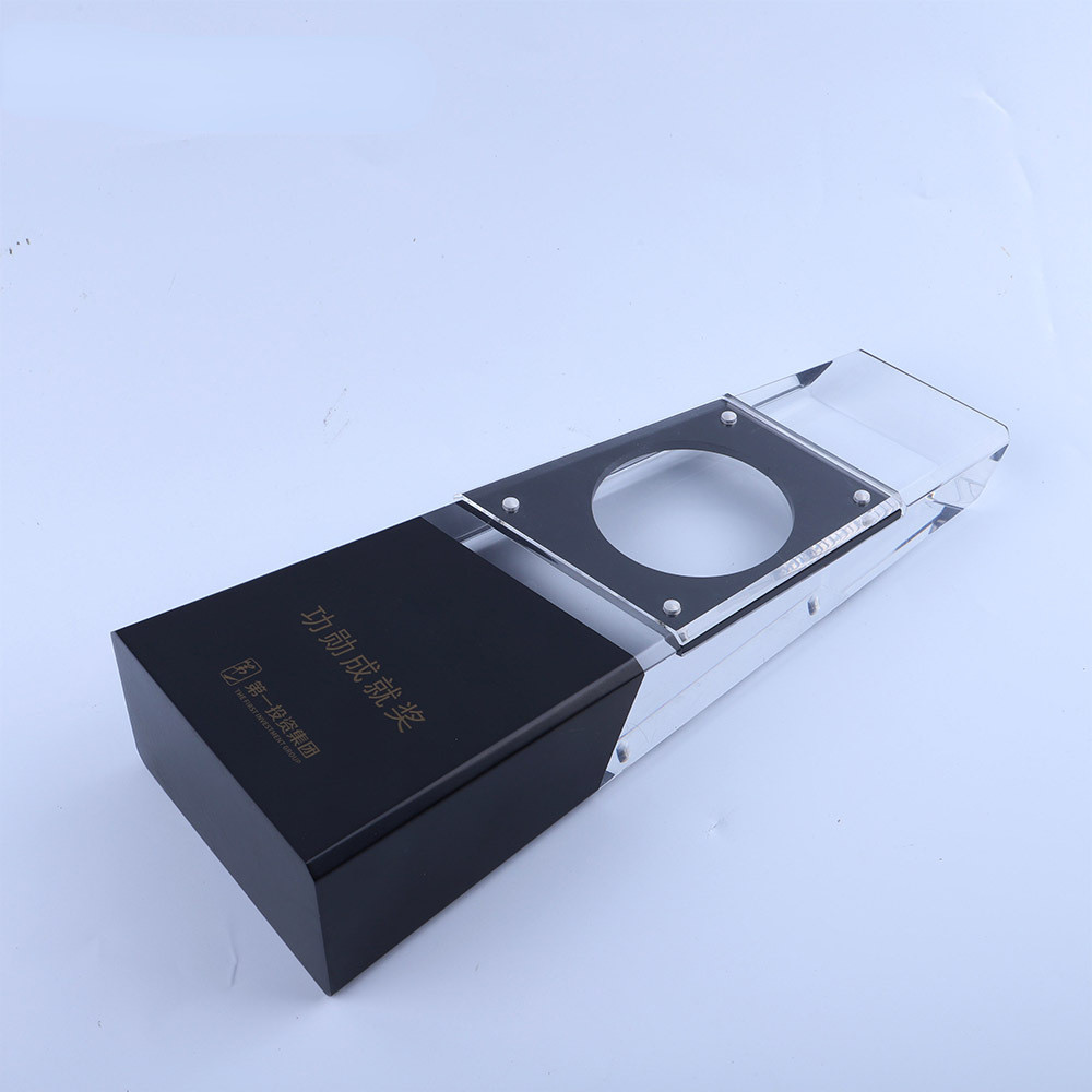 Wholesale Acrylic Block Plexiglass Trophy Stand Coin Collection For Business Recognition