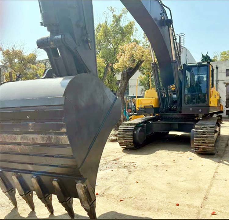 48 Ton Crawler Chain Volvo EC480 Excavator with 47900 KG Operating Weight in Shanghai