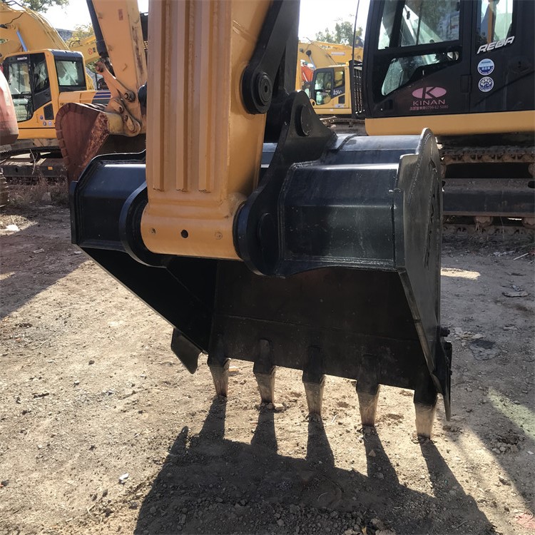 SANY215C 21 ton excavator with ORIGINAL hydraulic valve and cheaper cost made in 2021