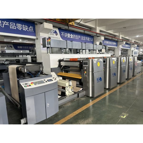 High Efficiency Sleeve Type Plastic Film Bags Paper Bags Paper Boxes Flexo Printing Machine