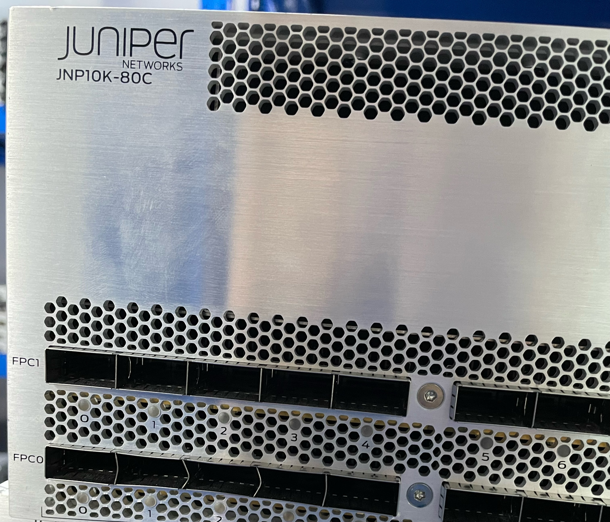 Original Used JNP10003-80C PTX10003-80C Internet Router For Stock And Private Mold