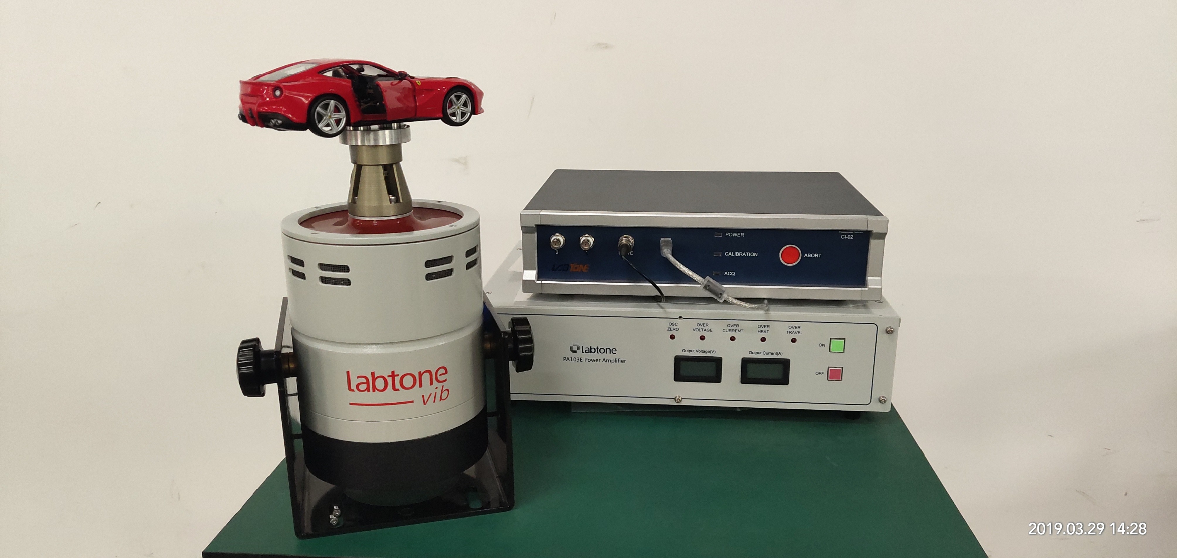 High Frequency 6500Hz Small Vibration Testing Machine For University Research