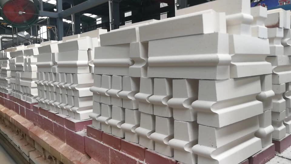 60-65% Alumina Content Sillimanite Brick for Glass Furnace and Fiber Glass Kiln Direct
