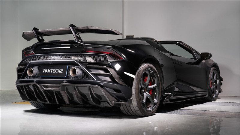 New Product Carbon Fiber Body Kit for Lamborghini Huracan EVO Huracan EVO Carbon Fiber Front Shovel Diffuser Spoiler