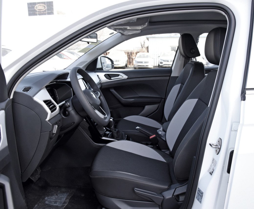 China Reliable Car Exporter Volkswagen TACQUA 2021 1.5L Small SUV 5 Door 5 Seats Good Price