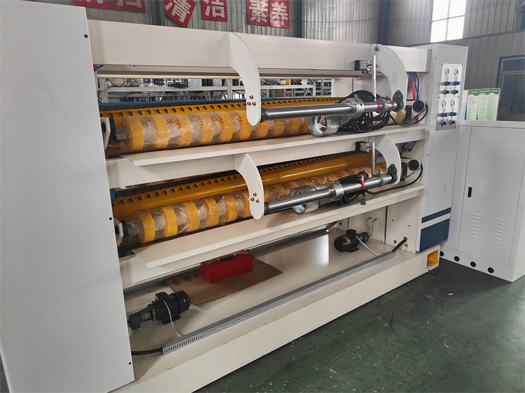 5900x2100x2300mm Nc Cut Off Machine for Corrugated Paperboard Construction Works