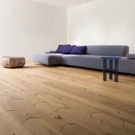 Eco Friendly Anti Aging Walnut Oak Maple Engineered Wood Flooring Customized