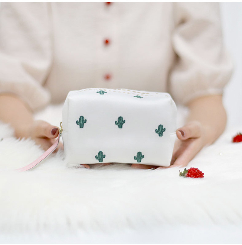 Digital Printed Portable Personalised Basics Square Satin Makeup Bag For Girls