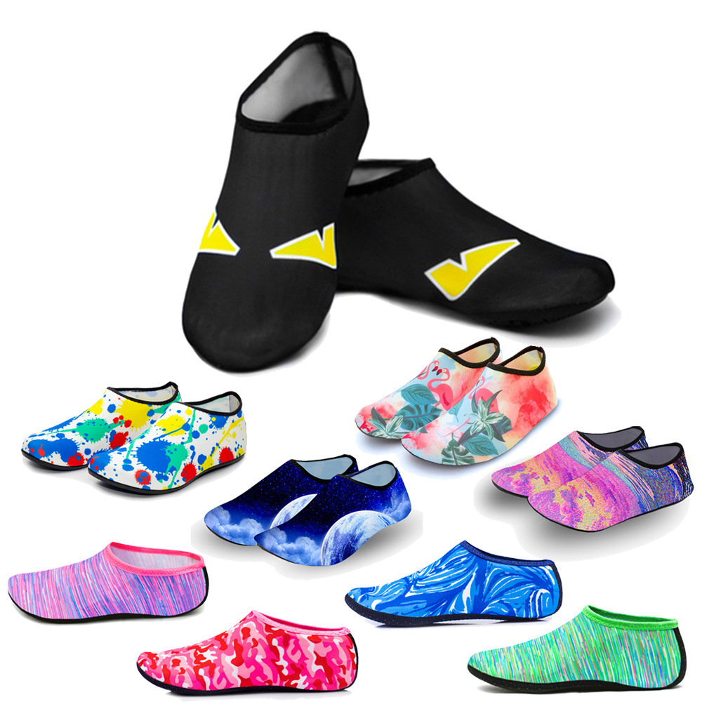 Customized Water Sport Beach Swimming Socks Thin Multi Prints Anti Slip Fitness Yoga Dance Swim Surf Diving Underwater Shoes