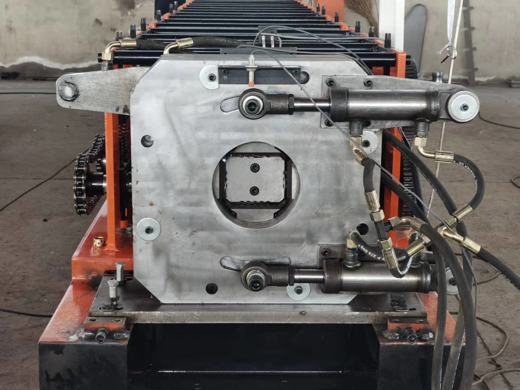 Rain Pipe Downspout Roll Forming Machine Hydraulic Cutting System