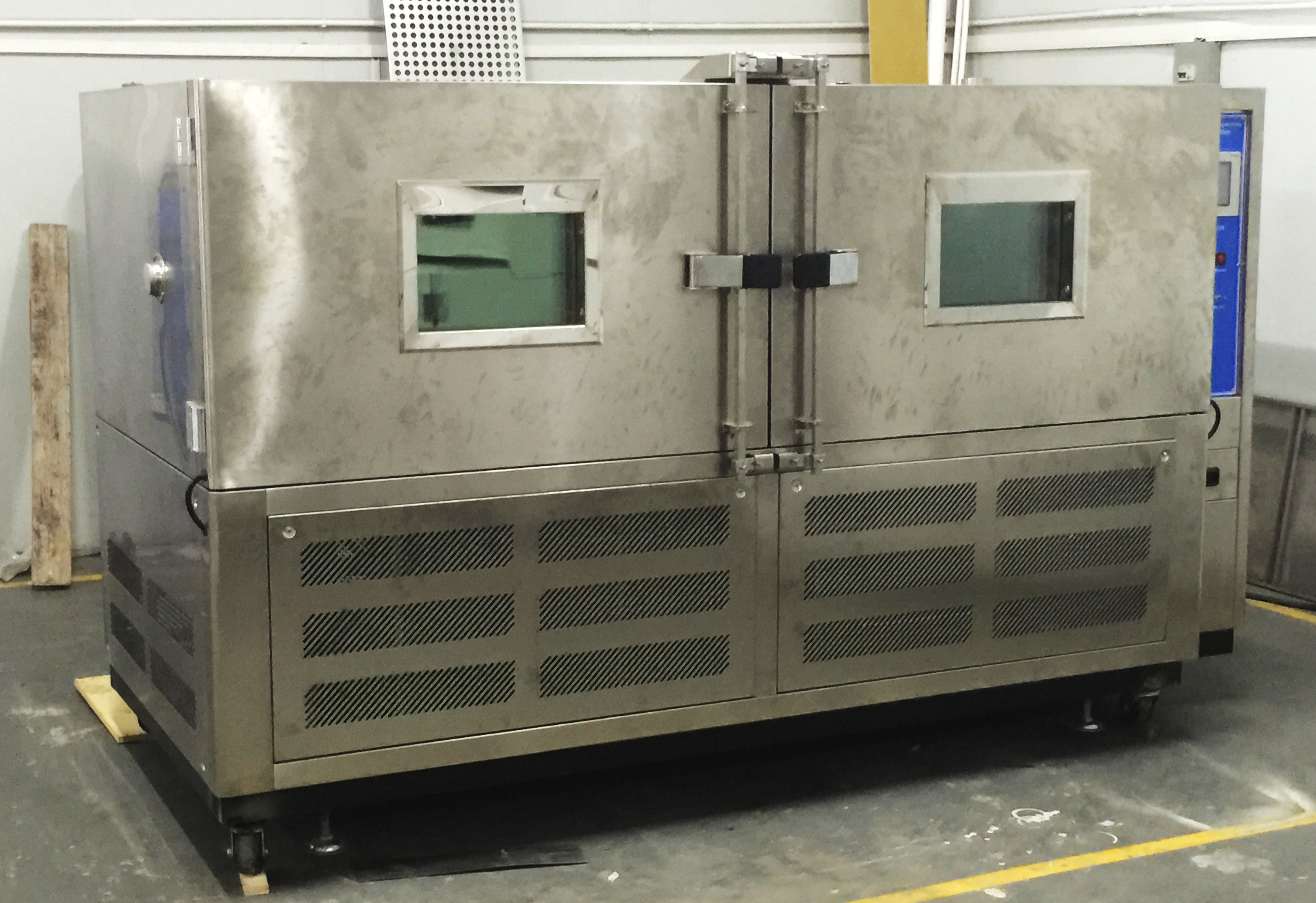 LIYI -60℃ To +150℃ Temperature Humidity Test Chamber 1.5m Length LED Lamps