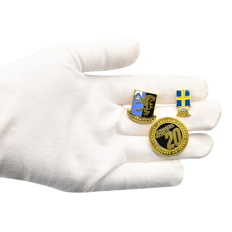 Custom Security Badge Metal Lapel Pin Gold 3D Enamel Pin With Leather Set
