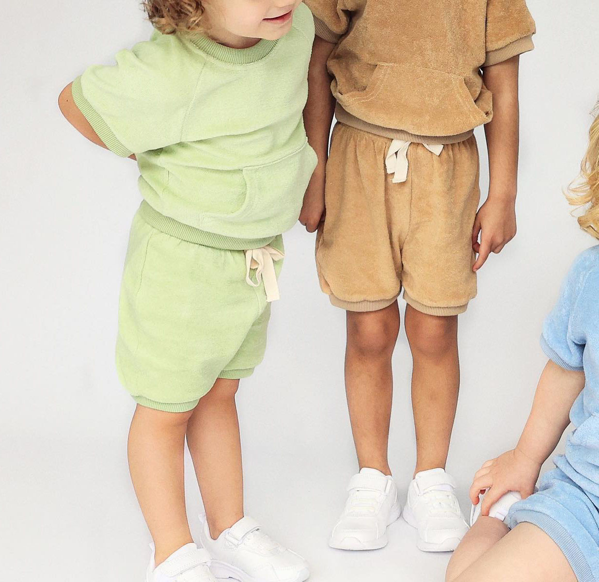 Custom Neutral Kids Terry Towel Fabric Tee Shirts & Shorts Set Toddlers Casual Daily Wear Beach Wear Summer Two Pieces