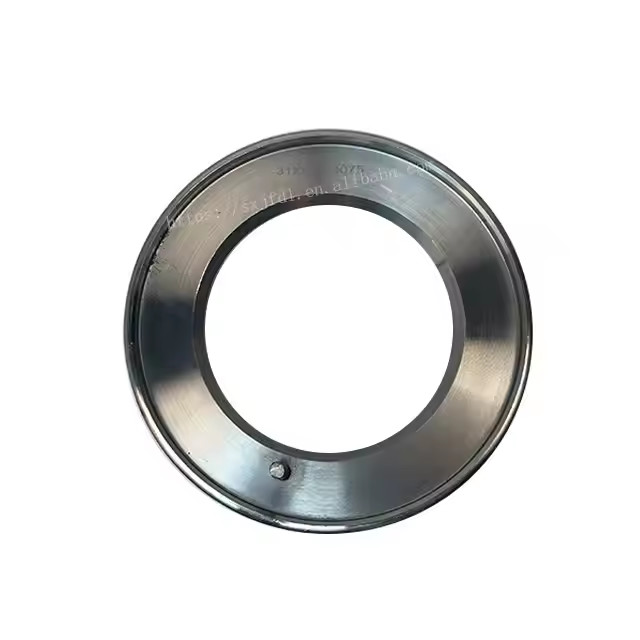 front wheel oil seal seat ring 31Z01-03075 Dongfeng trucks parts