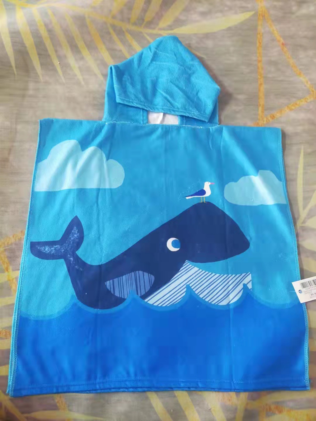 Design Home Microfiber Kids Hooded Cape Bathrobe Cartoon Printing Wearable Bath Towel Spot