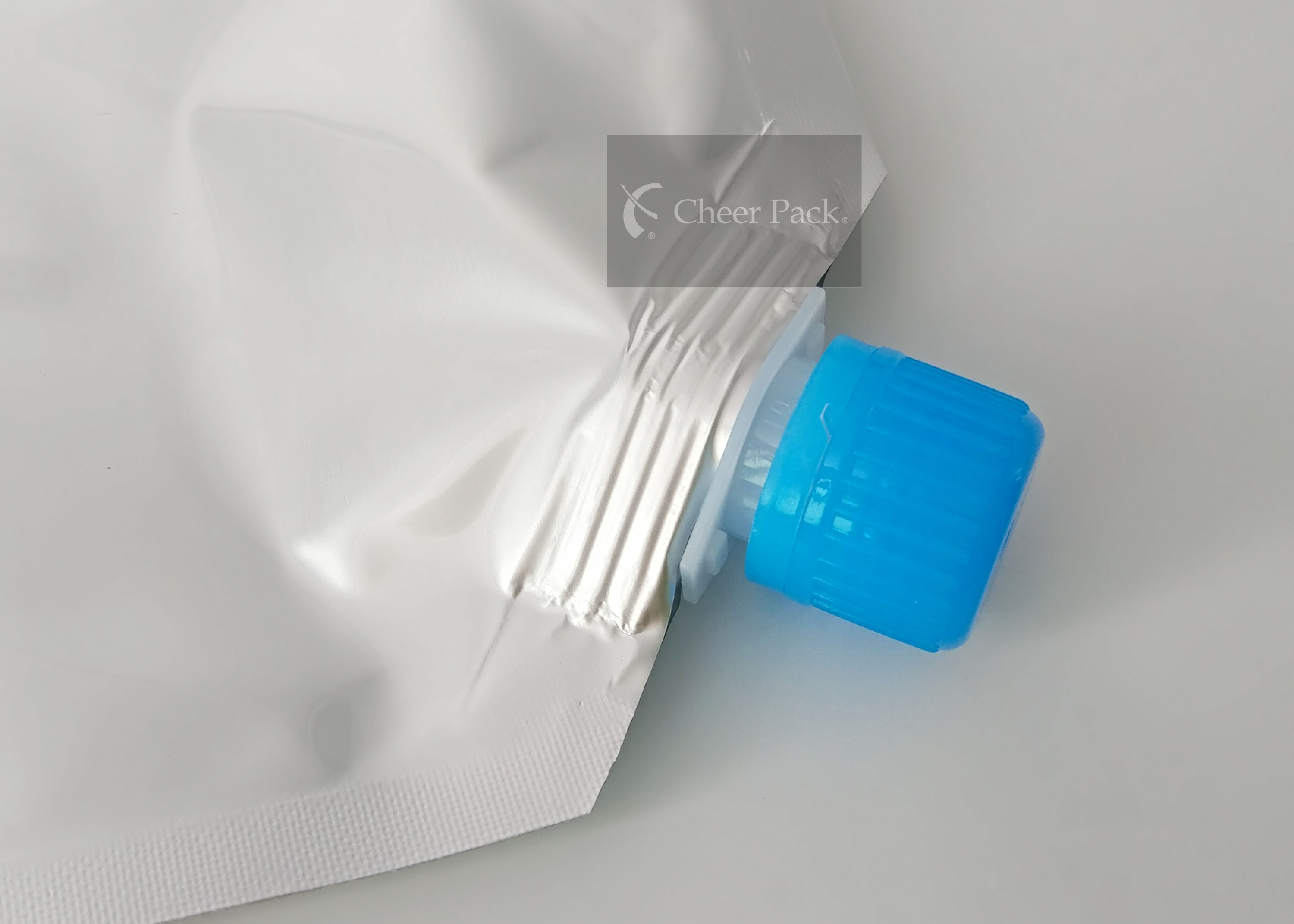 Stand Up Laundry Liquid Pour Spout Caps 0.52cm With PE Plastic Materials