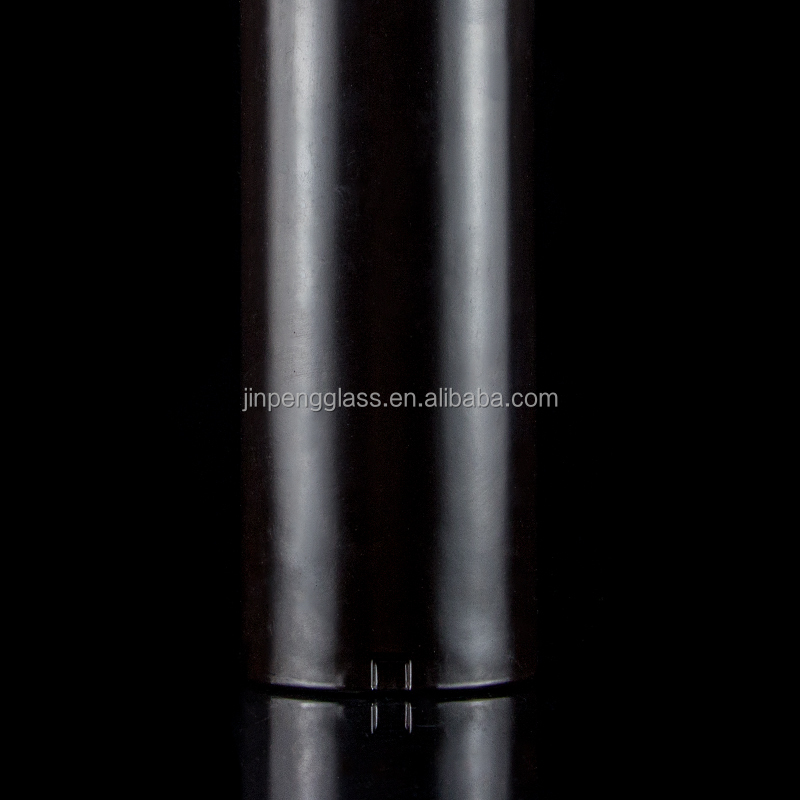 Glass Whiskey Vodka Bottle 700ml 750ml Black Customized Glass Bottle Distributor