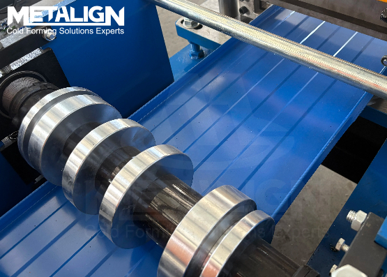 Windproof Standing Seam Roll Forming Machine With Chain Drive And 18 Stations