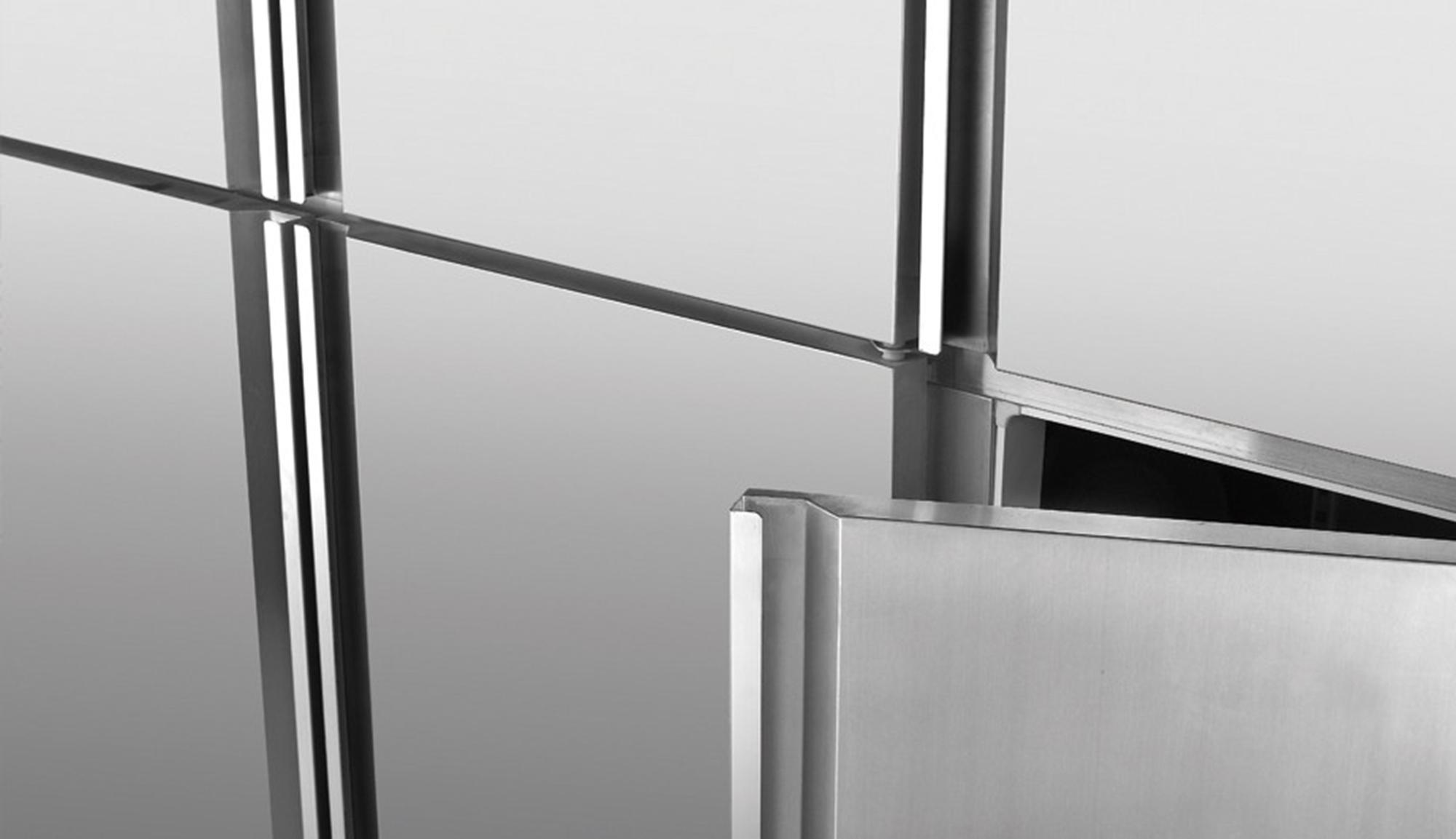 110V 60HZ Double Under Counter Refrigerators Wear Resistant Durable