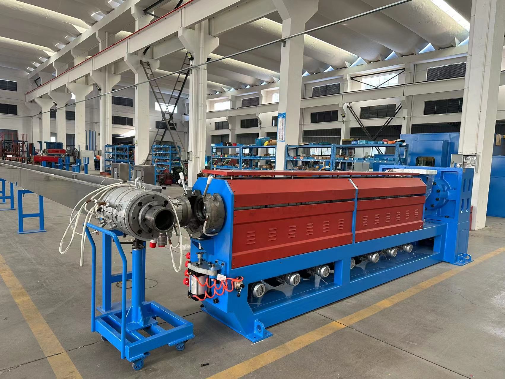 Kneader Extruder Single Screw Electric Wire Extrusion Line For HFFR Material Application