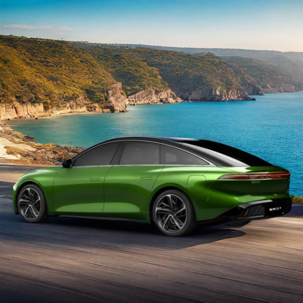 Long Range Pure Electric Dongfeng Forthings Xinghai S7 Sedan with Automatic Gearbox and 50khw-70khw Battery Capacity