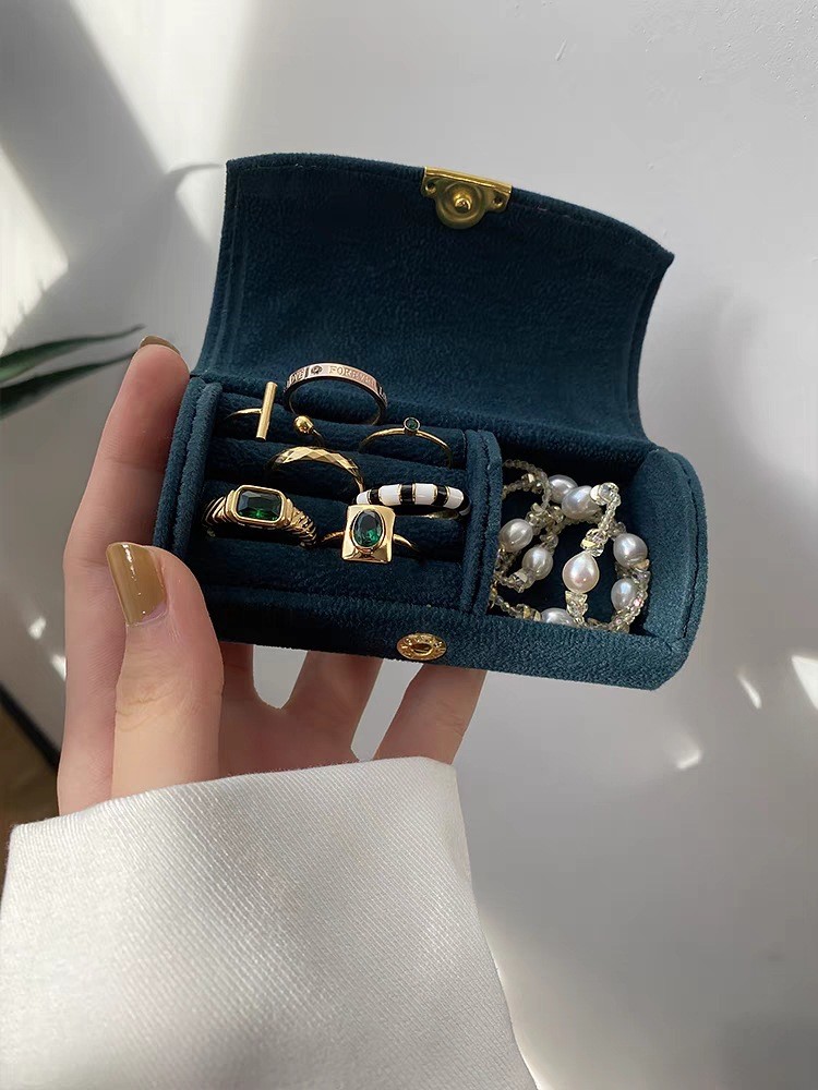 NEW EXQUISITE HIGH-GRADE VELVET JEWELRY BOX RING BRACELET NECKLACE STORAGE BOX TRAVEL SMALL PORTABLE JEWELRY