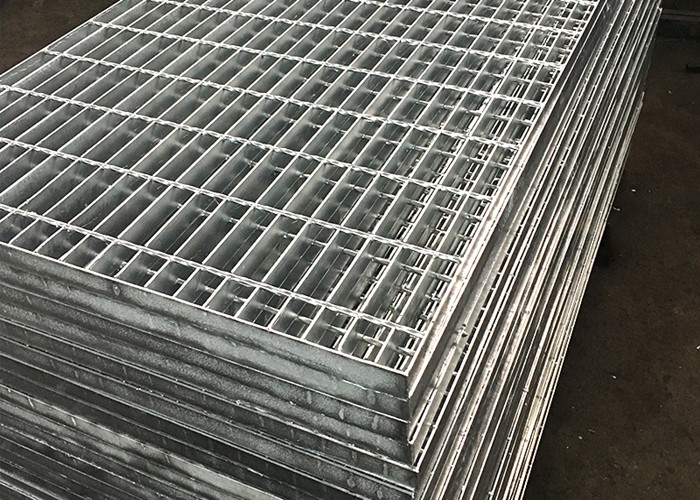 Anti Skid Catwalk Grating Walkway Hot Dip Galvanizing For Viewing Platform