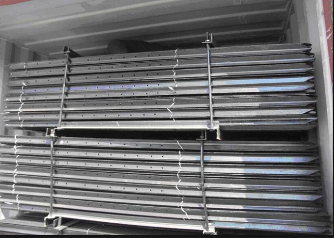 Black Painted Y Fence Post / Metal Fence Posts For Australia , New Zealand