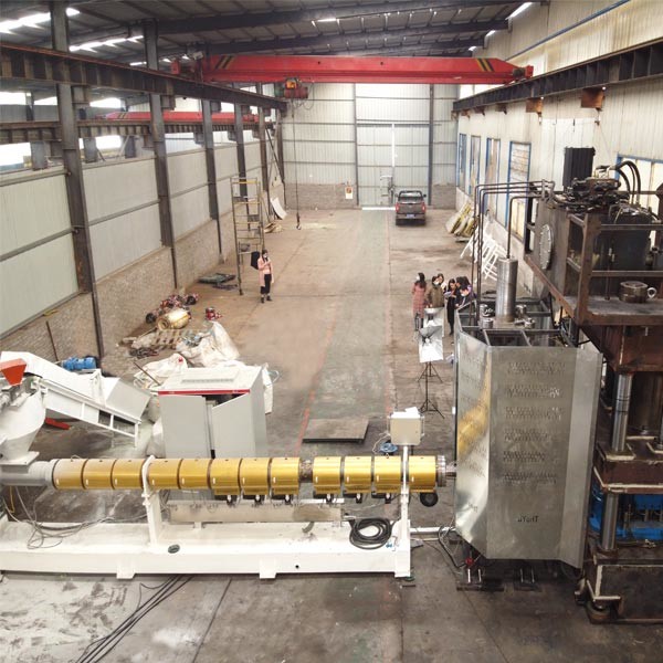 Industrial Plastic Pallet Compression Molding Maker Machine