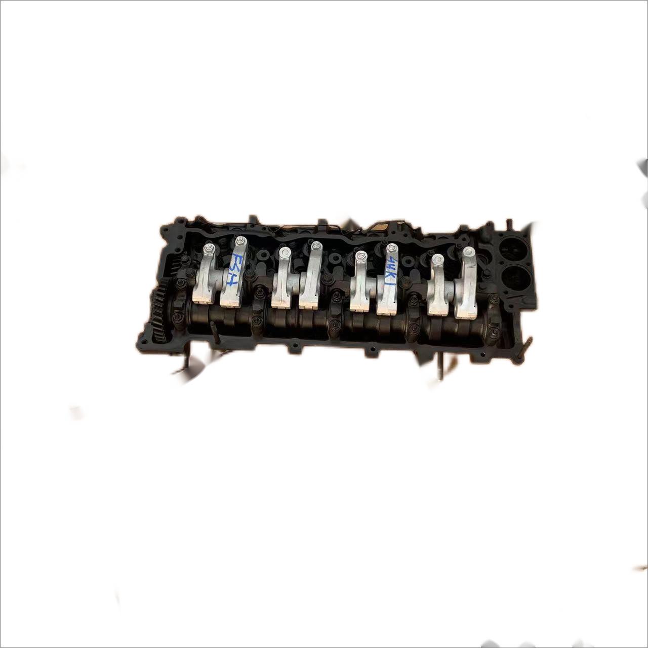 Isuzu 4HK1T Cylinder Head Cover Customized by for 2004-2006 Year and Engine Code