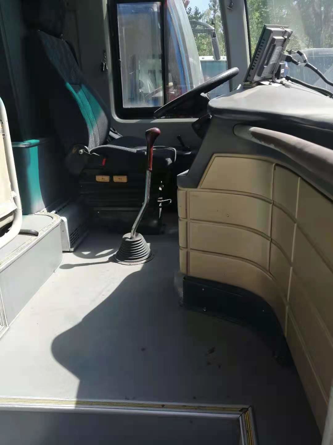 JNP6122DEB Youngman Tourism Used Passenger Coach Bus 2013 Year 48 Seats Left Hand Steering