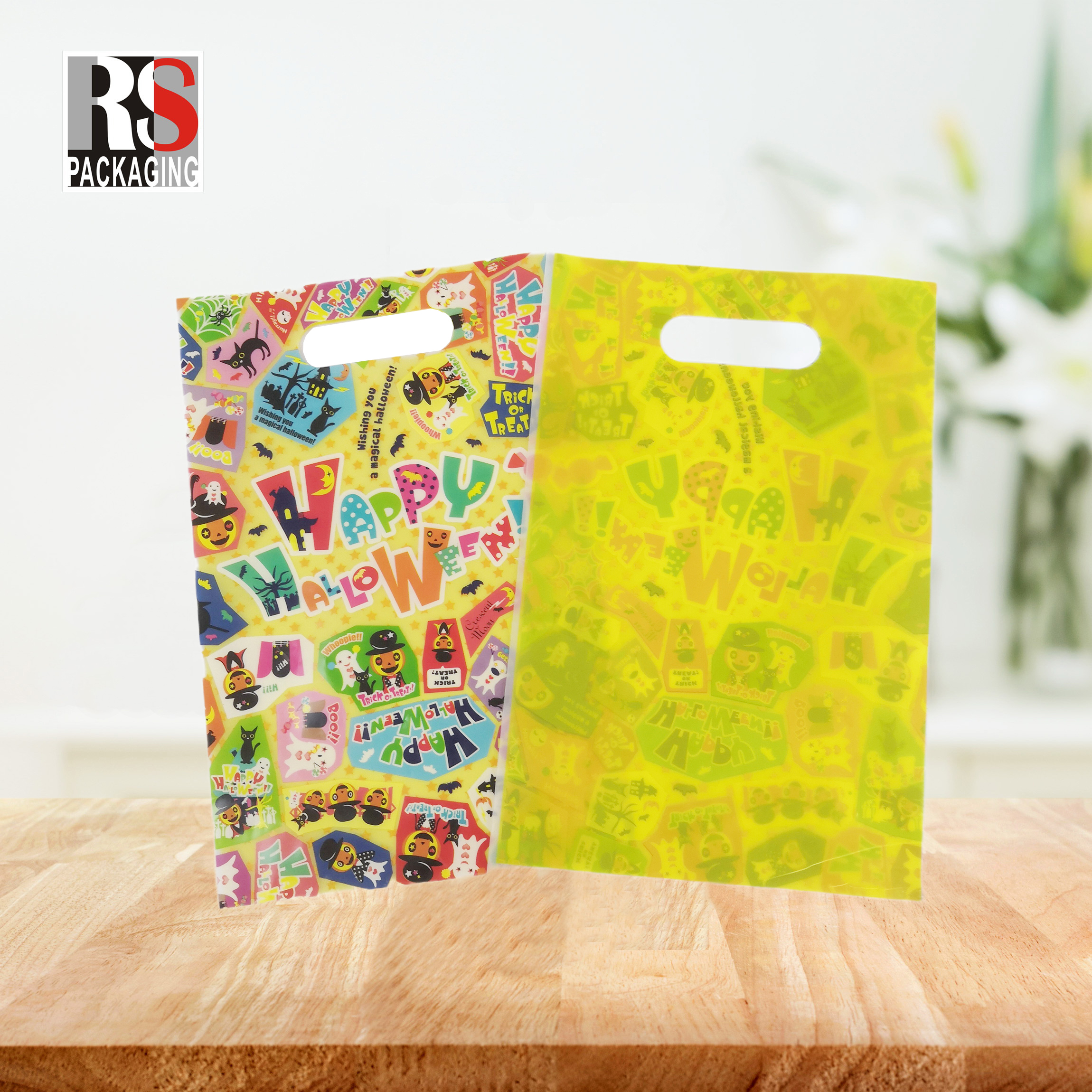 Plastic Handle Shopping Bag Recyclable Gravure Printing For Boutique Customized